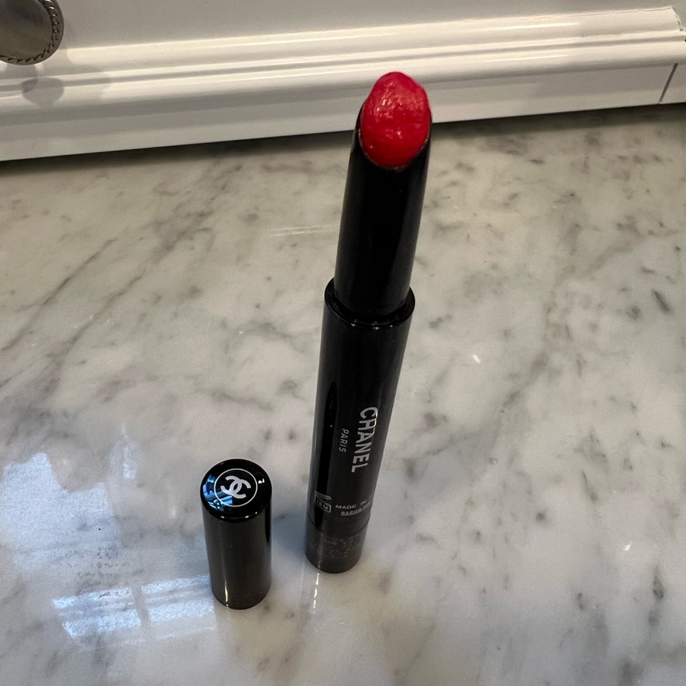 CHANEL ROUGE COCO STYLO Complete Care Lipshine Lipstick #206 HISTOIRE